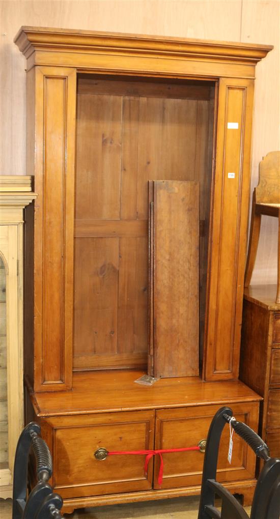 An Edwardian mahogany open bookcase, H.214cm